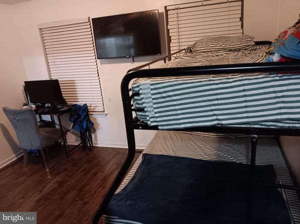 1904 W Jefferson Street, Philadelphia PA 19121