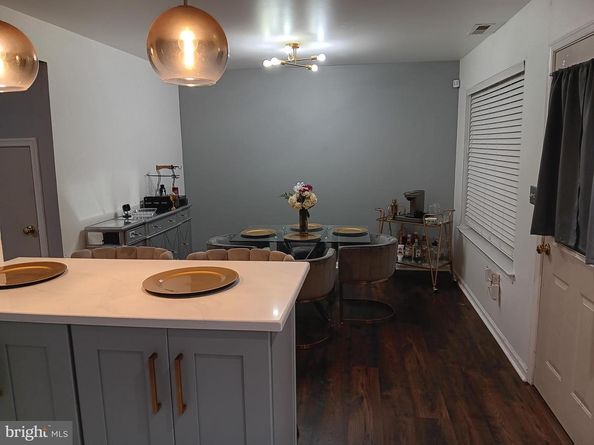 1904 W Jefferson Street, Philadelphia PA 19121