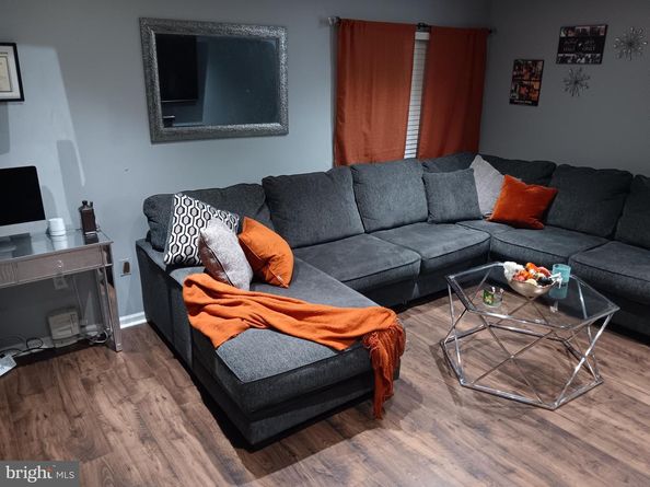 1904 W Jefferson Street, Philadelphia PA 19121