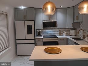 1904 W Jefferson Street, Philadelphia PA 19121