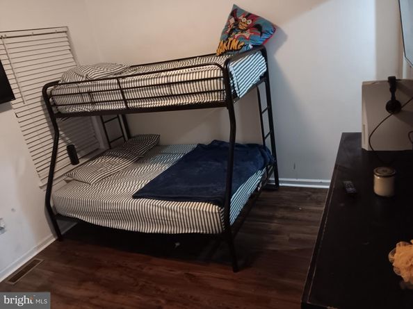 1904 W Jefferson Street, Philadelphia PA 19121