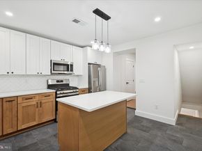 1528 Manton Street, Philadelphia PA 19146