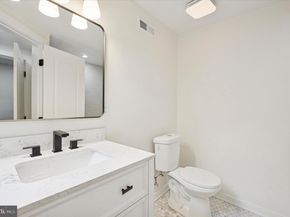 1528 Manton Street, Philadelphia PA 19146