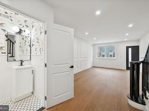 1528 Manton Street, Philadelphia PA 19146