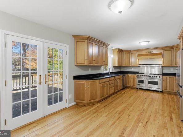 3110 Juniper Lane, Falls Church VA 22044