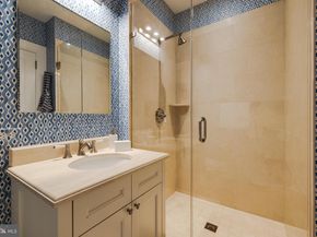 130 S 18TH Street 1804, Philadelphia PA 19103