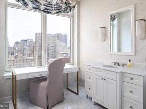 130 S 18TH Street 1804, Philadelphia PA 19103