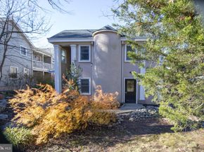 169 N Main Street, Doylestown PA 18901