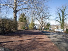 169 N Main Street, Doylestown PA 18901