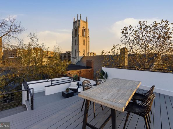 2220 Q Street NW, Washington DC 20008