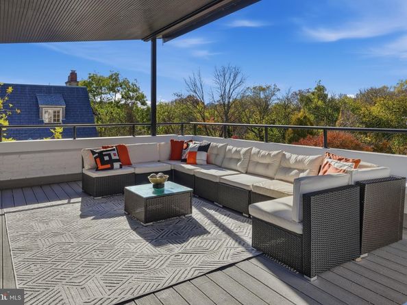 2220 Q Street NW, Washington DC 20008