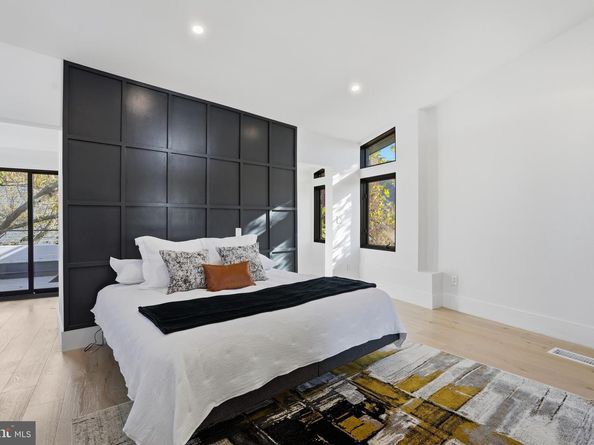 2220 Q Street NW, Washington DC 20008