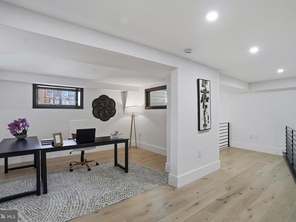 2220 Q Street NW, Washington DC 20008