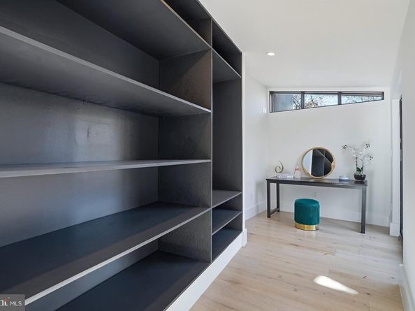 2220 Q Street NW, Washington DC 20008