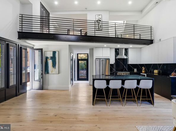 2220 Q Street NW, Washington DC 20008