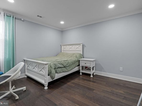 245 Trenton Road, Fairless Hills PA 19030