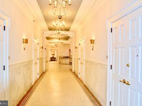 1811 Chestnut Street UNIT 404, Philadelphia PA 19103