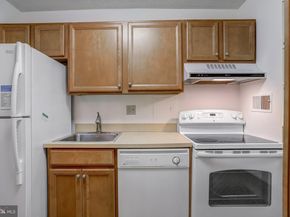 1718 P Street NW T13, Washington DC 20036