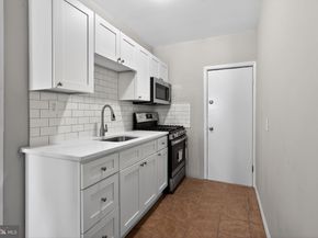 3923 Arcadia Street, Philadelphia PA 19124