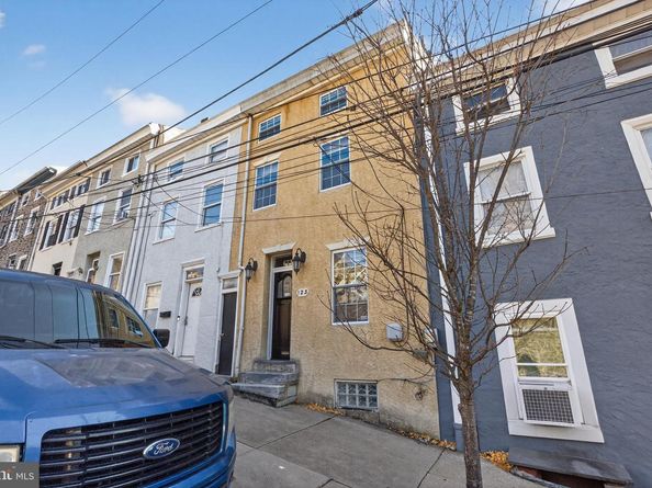 123 Pensdale Street, Philadelphia PA 19127