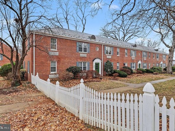 2 Auburn Court B, Alexandria VA 22305