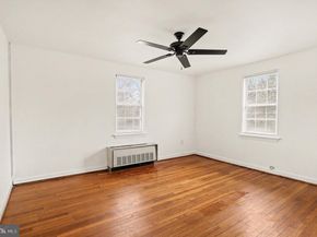 2 Auburn Court B, Alexandria VA 22305