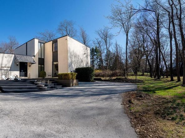 1335 Valley Road, Villanova PA 19085