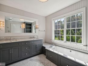 13 Overlea Way, Erdenheim PA 19038