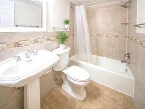 7721 Tremayne Place 215, Mclean VA 22102