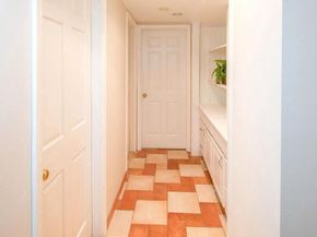 7721 Tremayne Place 215, Mclean VA 22102