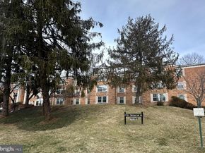 7721 Tremayne Place 215, Mclean VA 22102