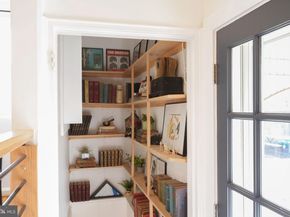 2114 N Earley Street, Alexandria VA 22302