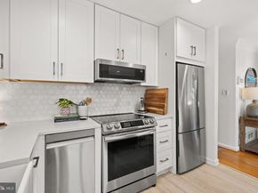 2114 N Earley Street, Alexandria VA 22302