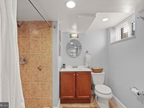 2114 N Earley Street, Alexandria VA 22302