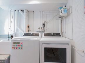 2114 N Earley Street, Alexandria VA 22302