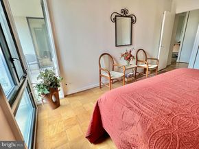 1245 4TH Street SW E207, Washington DC 20024