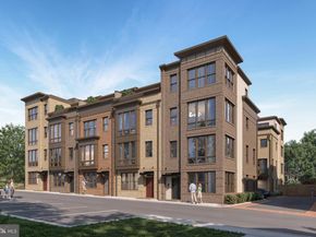 814 Gibbon Street, Alexandria VA 22314