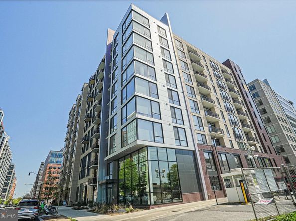 37 L Street SE 101, Washington DC 20003