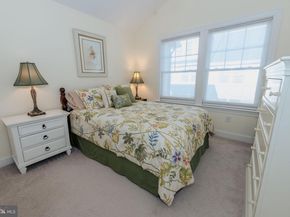 634 W End Walk, Media PA 19063