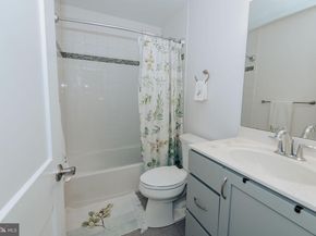 634 W End Walk, Media PA 19063