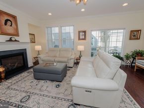 634 W End Walk, Media PA 19063