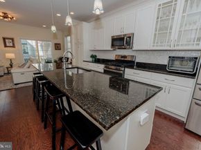 634 W End Walk, Media PA 19063