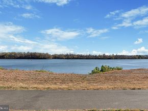 16232 River View Drive, Bristol PA 19007