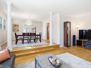 521 Creek Crossing Road NE, Vienna VA 22180