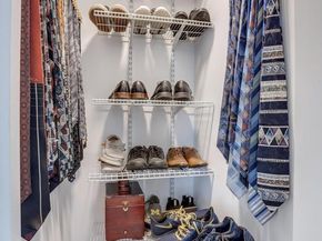 521 Creek Crossing Road NE, Vienna VA 22180