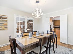 521 Creek Crossing Road NE, Vienna VA 22180