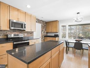 521 Creek Crossing Road NE, Vienna VA 22180