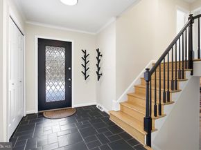 521 Creek Crossing Road NE, Vienna VA 22180