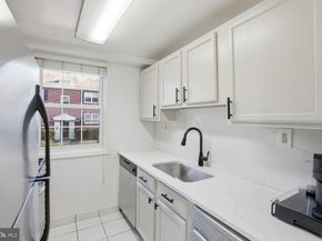 4360 N Pershing Drive 43603, Arlington VA 22203