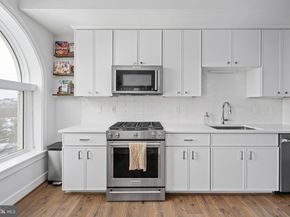 625 Slaters Lane 404, Alexandria VA 22314